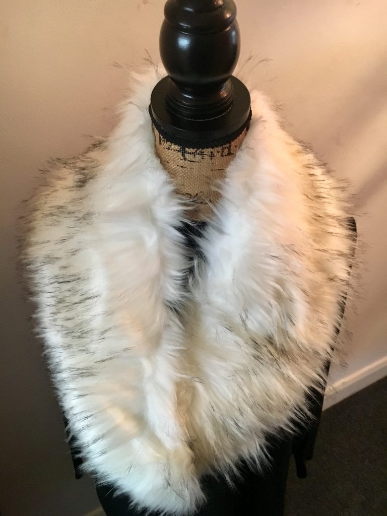 Fur Collar - White - Sartorial Boutique and Gifts